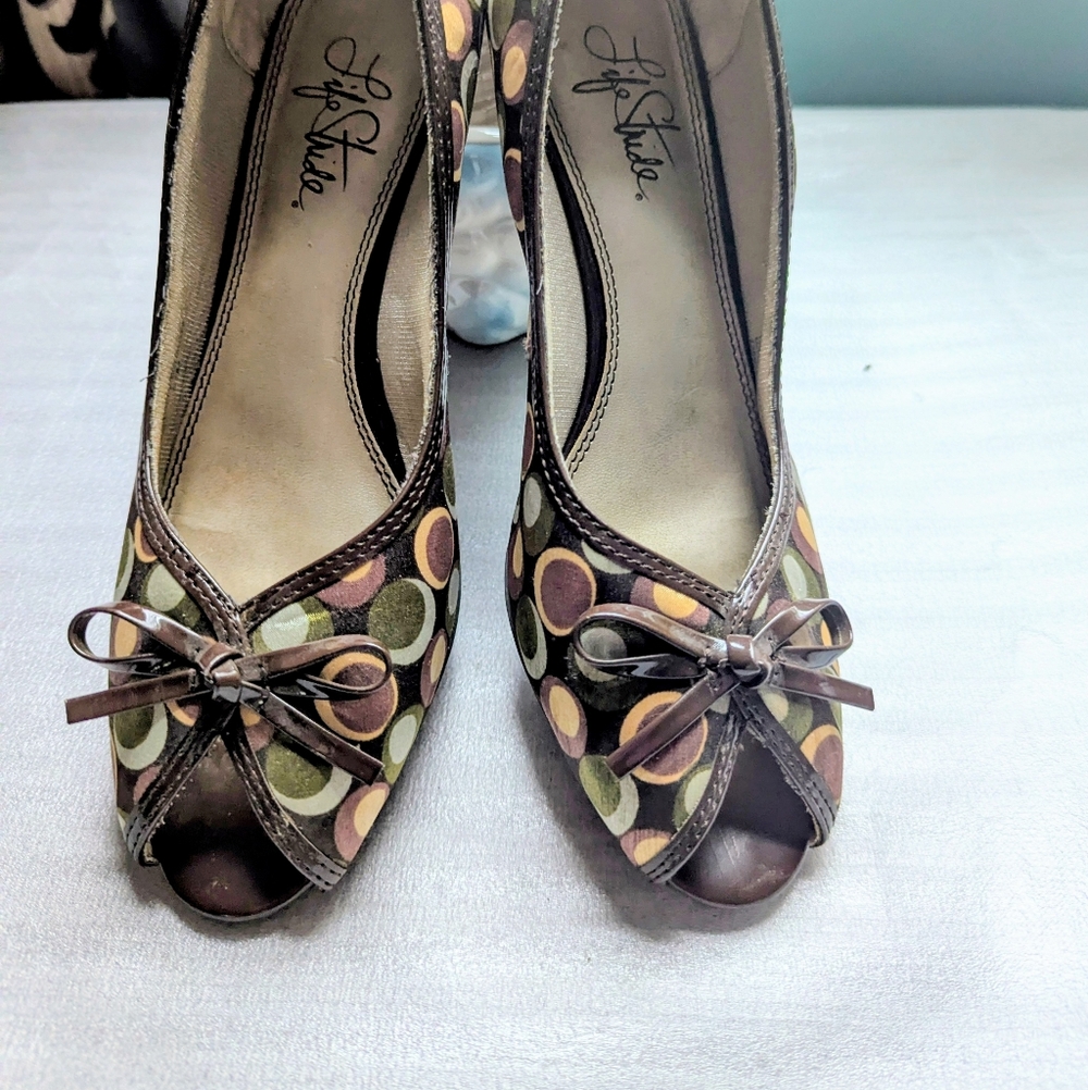 Life Stride Multicolor Patterned Heels